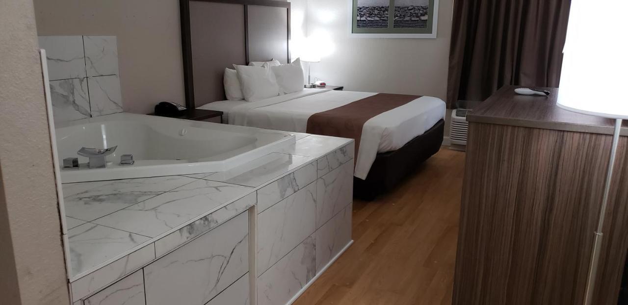 Quality Inn Моултри Экстерьер фото