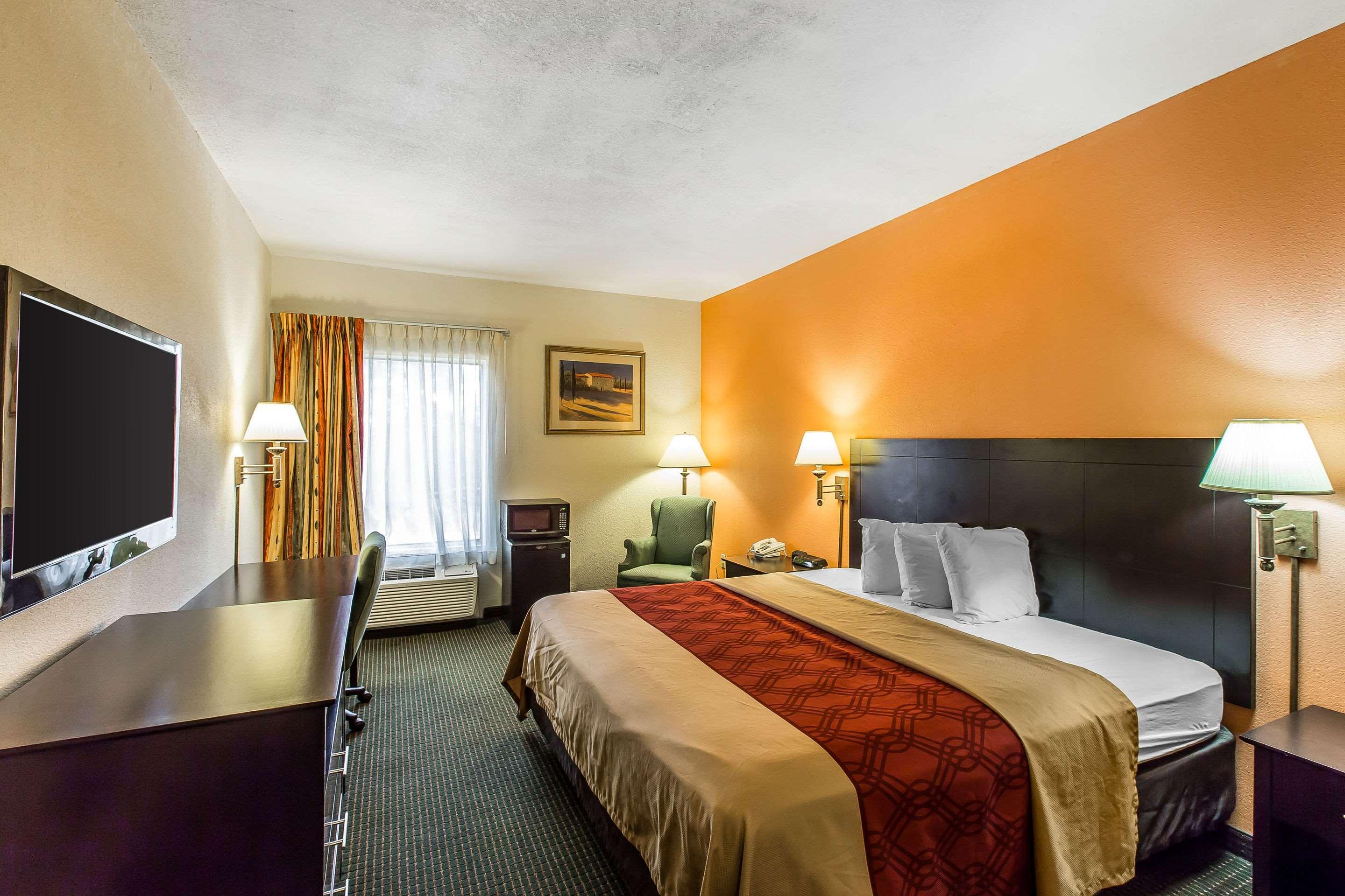 Quality Inn Моултри Экстерьер фото