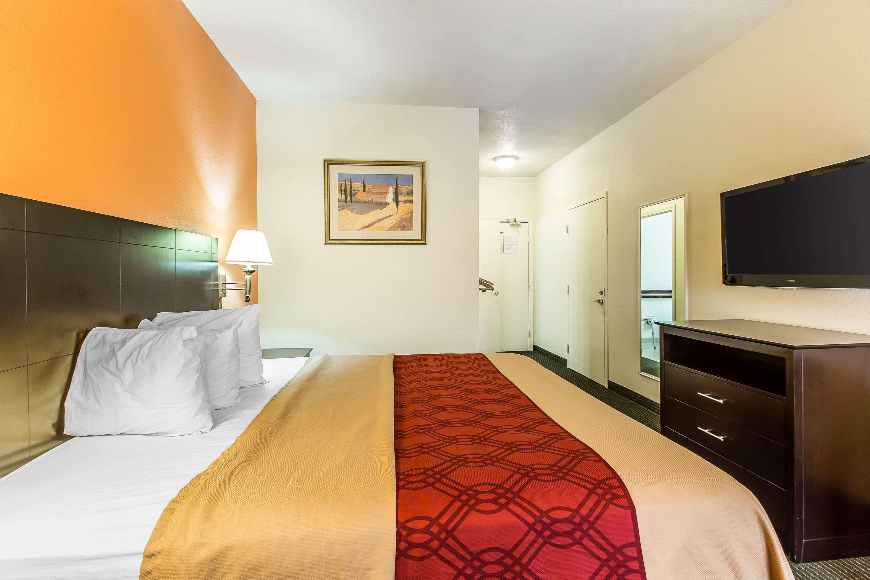 Quality Inn Моултри Экстерьер фото