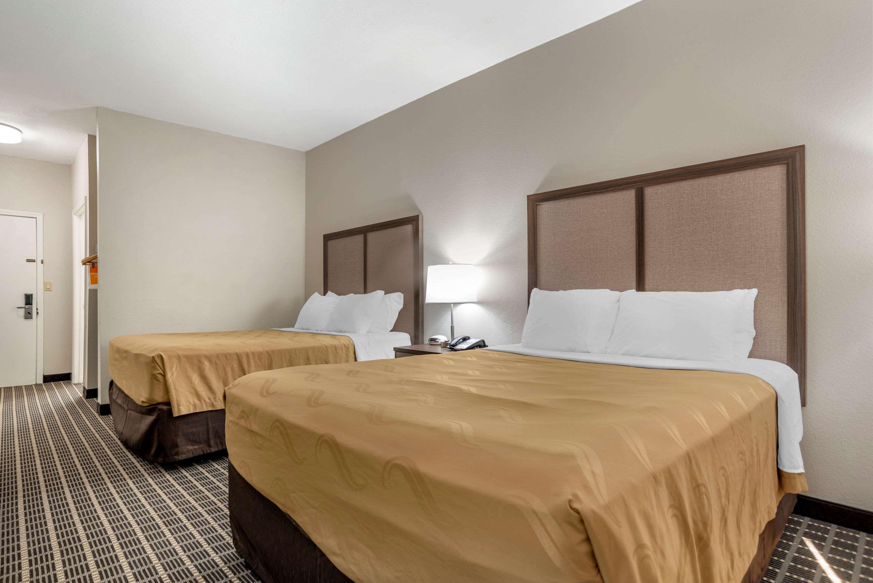 Quality Inn Моултри Экстерьер фото