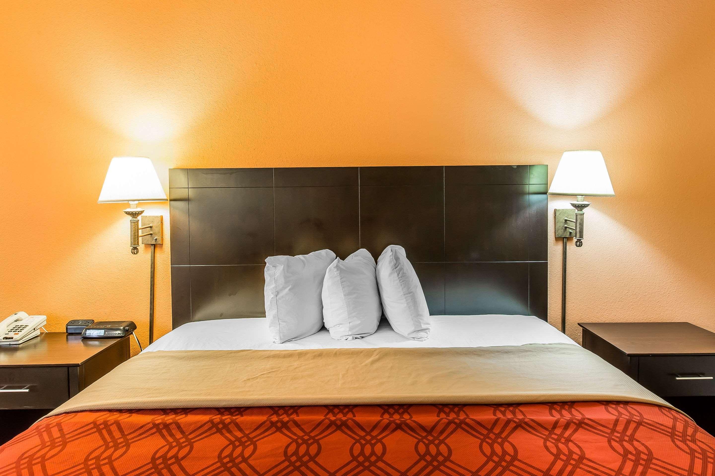 Quality Inn Моултри Экстерьер фото