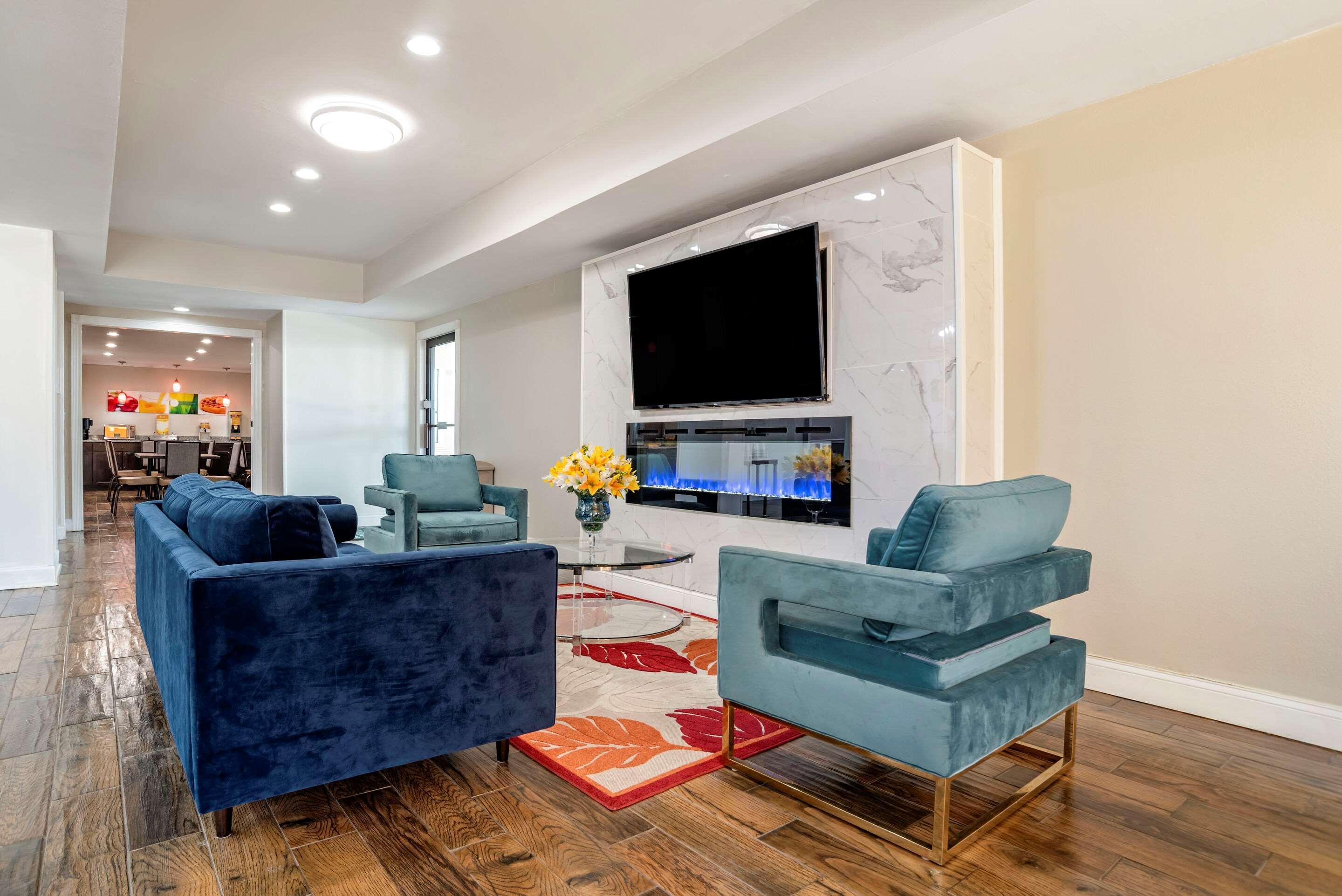 Quality Inn Моултри Экстерьер фото