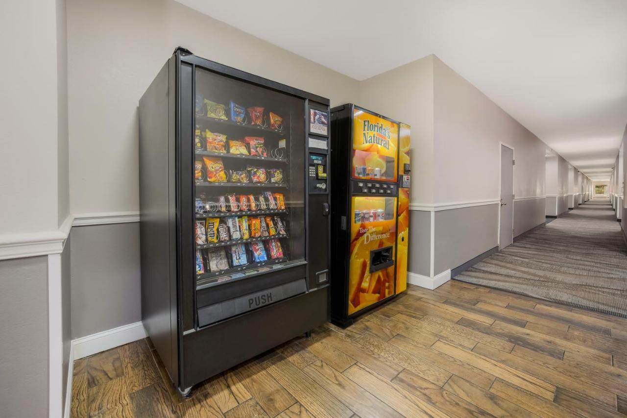 Quality Inn Моултри Экстерьер фото
